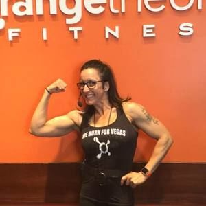 Meet your Posher, Danielle delikat